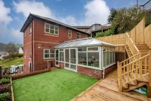 BROOK HOUSE 4a - Acrefair