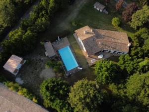 Maisons de vacances Tres belle villa avec piscine au calme de la foret : photos des chambres