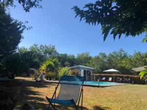 Maisons de vacances Tres belle villa avec piscine au calme de la foret : photos des chambres