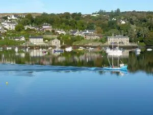 The Long Barn - Tracarta