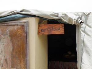 Desert Game Farm & Tented Lodge, Khomashochland, En Route to Sossusvlei