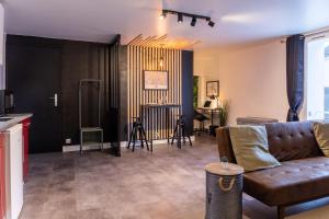 Le Factory proche aéroport CDG I Paris I Astérix