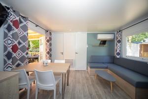 Campings CAMPING LES OURMES : photos des chambres