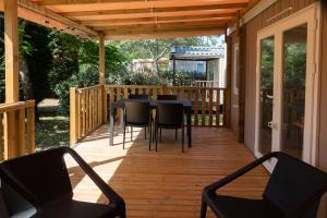 Campings CAMPING LES OURMES : photos des chambres