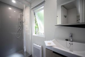 Campings CAMPING LES OURMES : photos des chambres