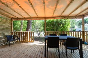 Campings CAMPING LES OURMES : photos des chambres