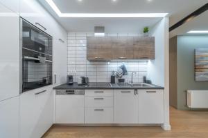 The HostMaster Lavish Athenian Treasure