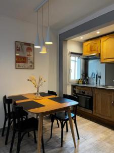 Maisons de vacances a 30 m du coeur de la rue des Bains : photos des chambres