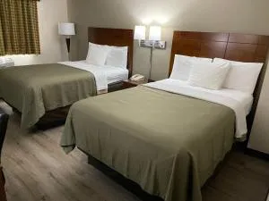 Econo Lodge Cartersville-Emerson Lake Point - Rome