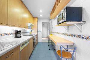 Bahia de Marbella - 3 bedroom beach apartment with sea view