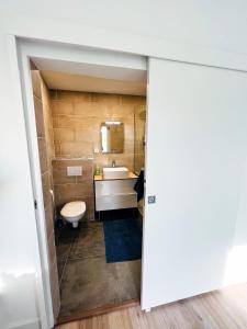 Maisons de vacances Batisse le Moulinage du Luol avec parc arbore : photos des chambres