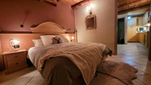 BAITA 2 LOVELY AND CENTRAL SAUZE DOULX