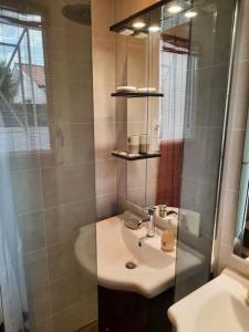 Appartements Les Amandiers : photos des chambres