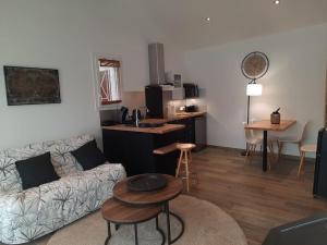 Appartements Les Amandiers : photos des chambres