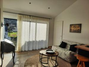 Appartements Les Amandiers : photos des chambres