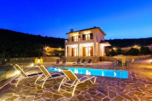 Orient Villa