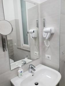 Leader Apartment 4 - Monzino - Hockey MSG Arena - Linate -