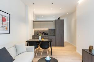 Voda Luxury Residence #302 - Acropolis View Rooftop