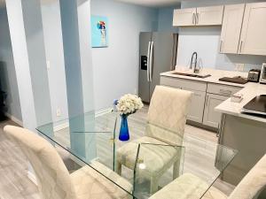 Artsy home by Air Force Academy with office space