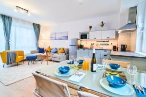 Feel Home DeLuxe CORVIN # FREE PARKING # AC # Elevator