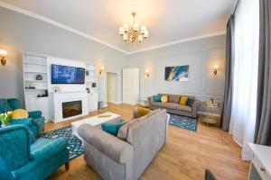 Victorias Old Town Deluxe Apartment