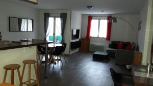 Appartements Superbe T3 de 85 metres Carres : photos des chambres