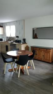 Appartements Superbe T3 de 85 metres Carres : photos des chambres