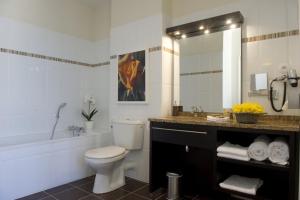 Hotels Hotel Burgevin : photos des chambres