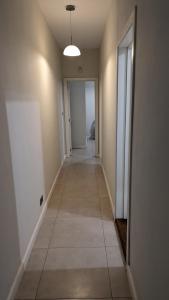 Luxury 2-bedroom apartment with shared pool 2 mins to Pereybere beach