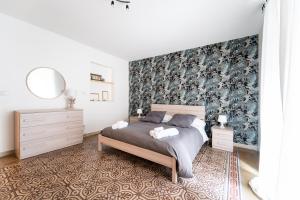 Historic Center Apartment - Catania Stays