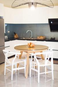 Orchard Tiny Home - Golf Course Pet Friendly Lot