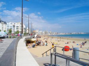 Maison T2 agréable avec cour privative, à 400m de la plage et proche commerces, quartier calme - FR-1-92-875