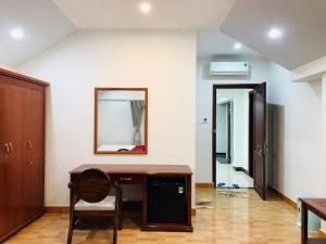 Khách sạn Hưng Việt (Măng Đen)