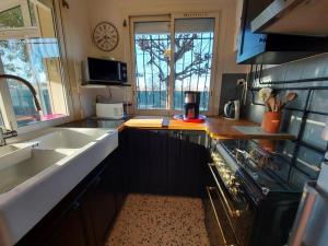 Appartement 3 pièces RDC 8 pers avec Terrasse et Confort Modeste - FR-1-326-738