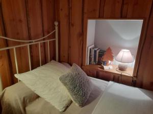 Maisons de vacances Gite Saint-Regis-du-Coin, 3 pieces, 4 personnes - FR-1-496-268 : photos des chambres