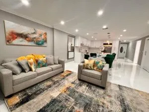 Unique Beautiful Home - Highland Beach