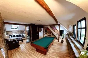 Luxury 1895 Stone & Wood Art House - Mettweiler