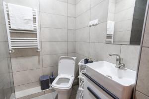 Meidan Bazaar Prime Location Apartment