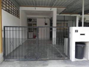 D'Haja 17 KLIA SEPANG with 2 Airconds & Wi-Fi - Prázdninové domy, Banting