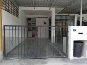 D'Haja 17 KLIA SEPANG with 2 Airconds & Wi-Fi - Kampong Labohan Dagang