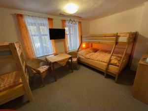 Family Room with Bathroom room in Chalupa Pohádka