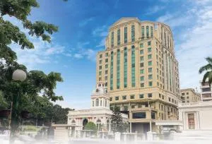 Grand City Hall Hotel & Serviced Residences - 棉兰