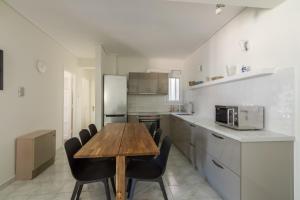 Breathtaking Acropolis View from an Elegant 3BR APT