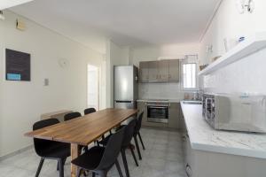 Breathtaking Acropolis View from an Elegant 3BR APT