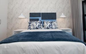 1801 Oceans Apartment - by Stay in Umhlanga