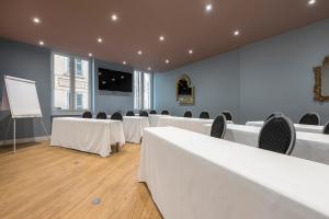 Hotels Grand Hotel Dauphine Toulon, Boutique Hotel & Suites : photos des chambres