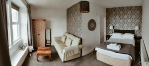 Deluxe Double Room with Sea View room in The Mansion