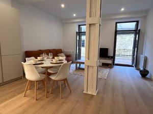 Churruca apartment with terrace