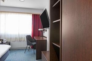 Economy Twin Room - Non-Smoking room in Best Western Malmia Hotel