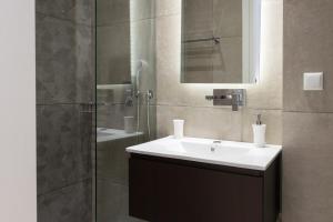 Voda Luxury Residence #401 - Acropolis View Rooftop